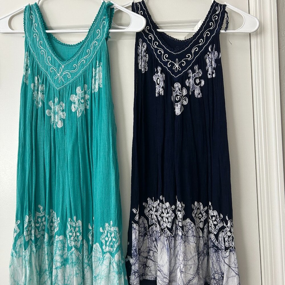 Women's Sleeveless Tie-Dye V-neck Tank Top by Advanced Apparels (2 Tank Tops)